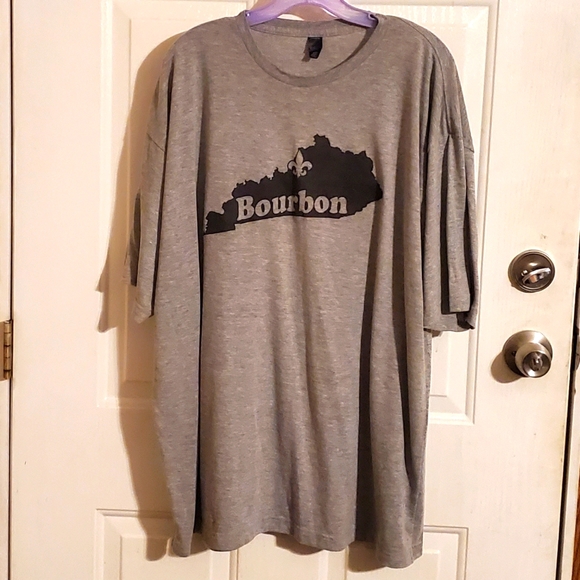 Like new Kentucky Bourbon T-shirt - Picture 1 of 4